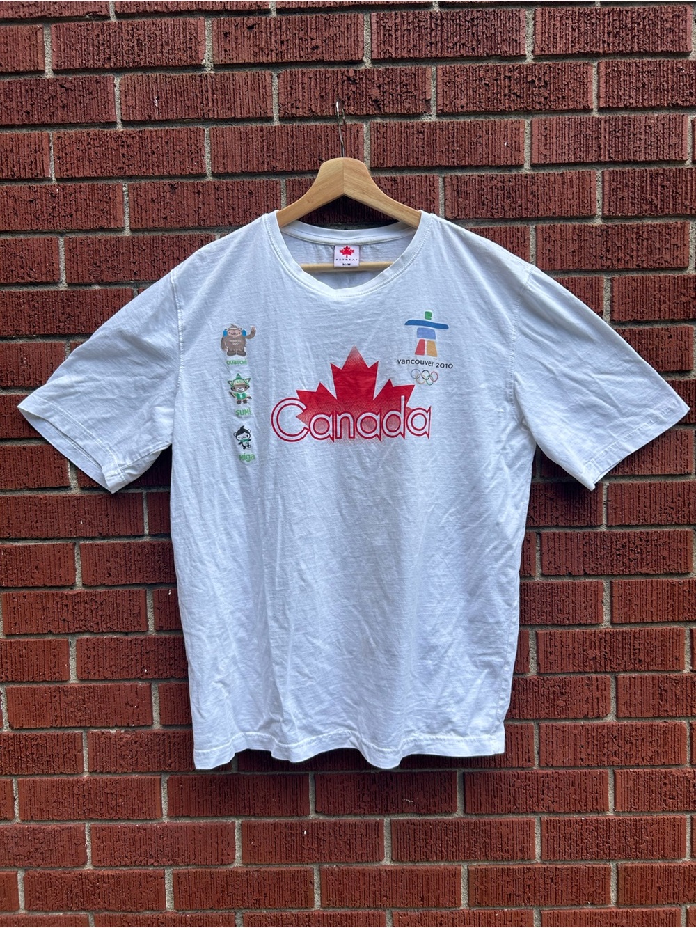 Vancouver 2010 Olympics Team Canada Quatchi T-Shirt White Men’s M